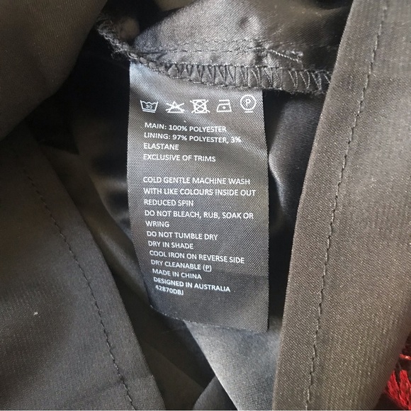 Bardot Junior Black and Red Floral Dress, Size 6. - Picture 8 of 8